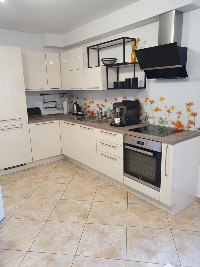 Apartma Maja, Mateja Koper Bagian luar foto
