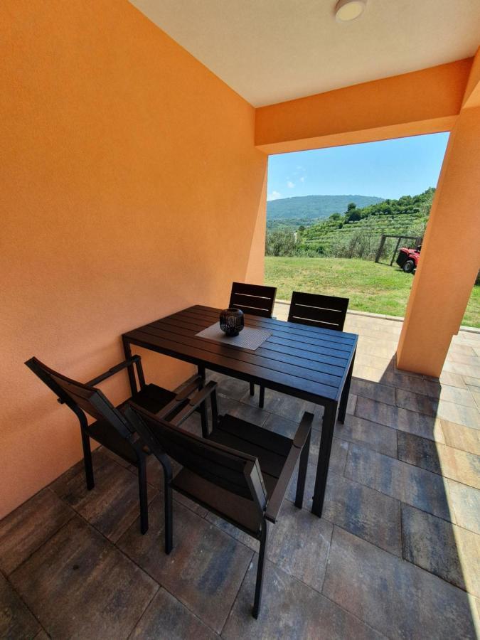 Apartma Maja, Mateja Koper Bagian luar foto